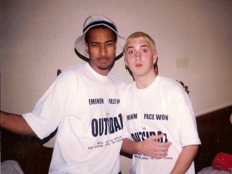 Young Zee e Pacewon, membri degli Outsidaz, rispondono a Eminem
